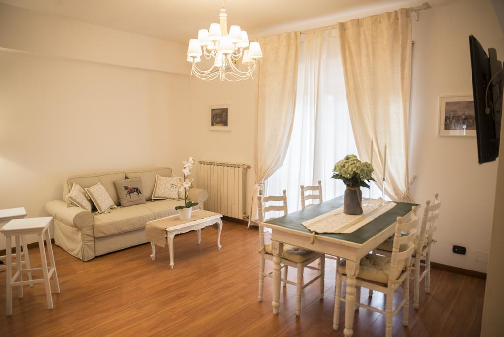 Tisserand Boutique & Apartment Лидо ди Остия Екстериор снимка