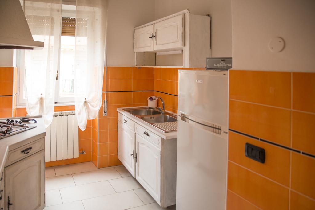 Tisserand Boutique & Apartment Лидо ди Остия Екстериор снимка