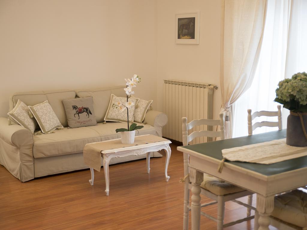 Tisserand Boutique & Apartment Лидо ди Остия Екстериор снимка