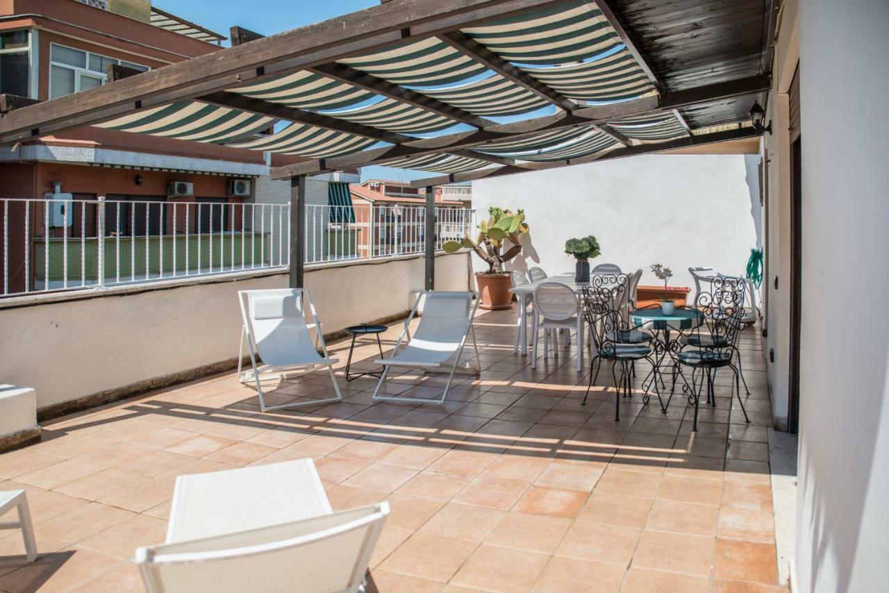 Tisserand Boutique & Apartment Лидо ди Остия Екстериор снимка
