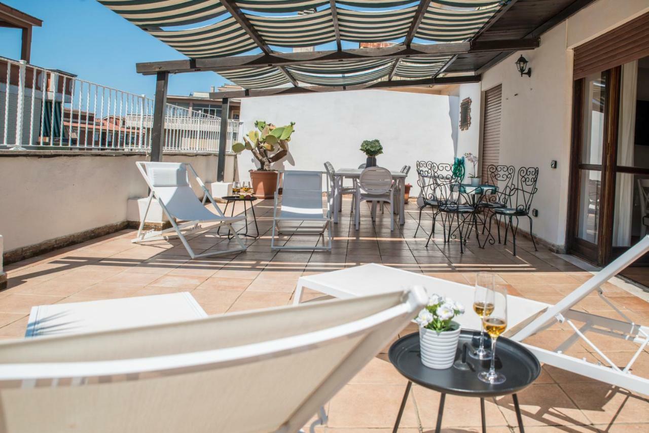 Tisserand Boutique & Apartment Лидо ди Остия Екстериор снимка
