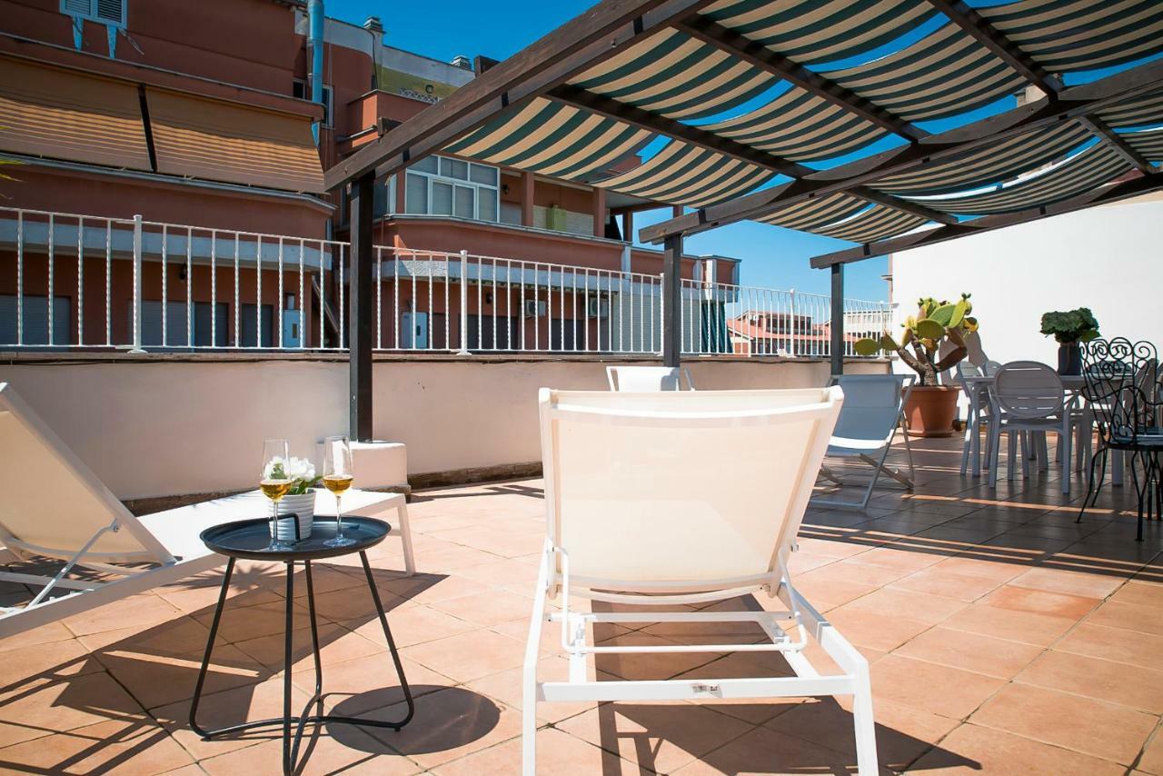 Tisserand Boutique & Apartment Лидо ди Остия Екстериор снимка